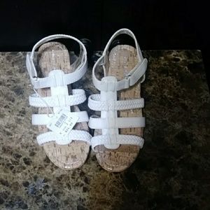 American eagle size 2.5 girls